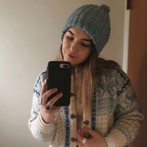 Meet your Posher, Laura